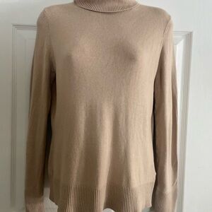 Banana Republic Women's Silk Cotton Cashmere Blend Turtleneck‎ Sweater - Beige